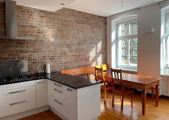 Daire Uroczy 97m2 W Samym Centrum Wroclawia